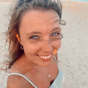 Meet your Posher, Taryn